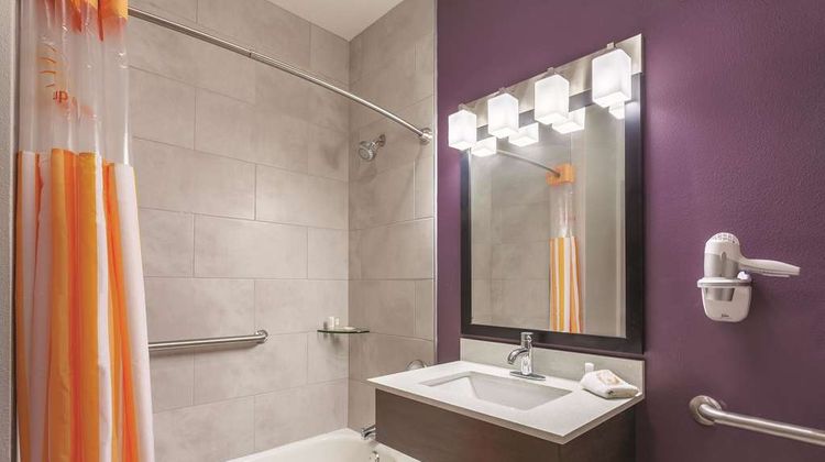 La Quinta Inn & Suites Hopkinsville Room