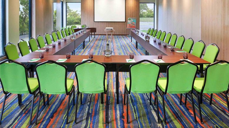 <b>Ibis Styles Bogor Raya Meeting</b>. Images powered by <a href="https://iceportal.shijigroup.com/" title="IcePortal" target="_blank">IcePortal</a>.