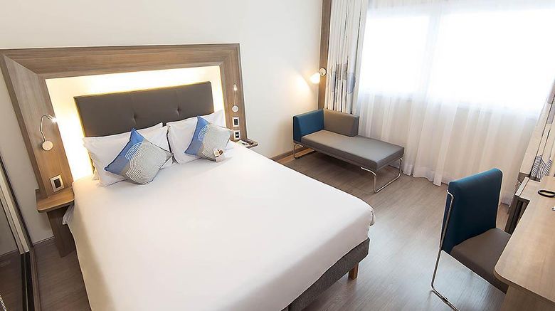 <b>Novotel Santos Room</b>. Images powered by <a href="https://iceportal.shijigroup.com/" title="IcePortal" target="_blank">IcePortal</a>.