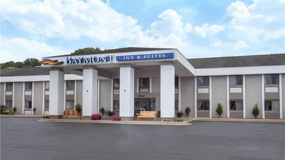Baymont Inn & Suites Grand Haven