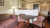 Baymont Inn & Suites Cave City Suite