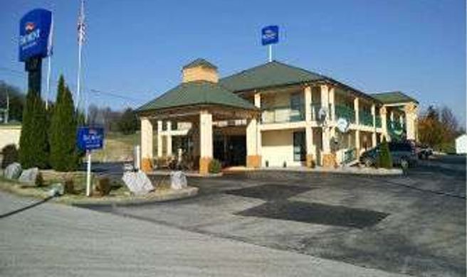 Baymont Inn & Suites Cave City Exterior