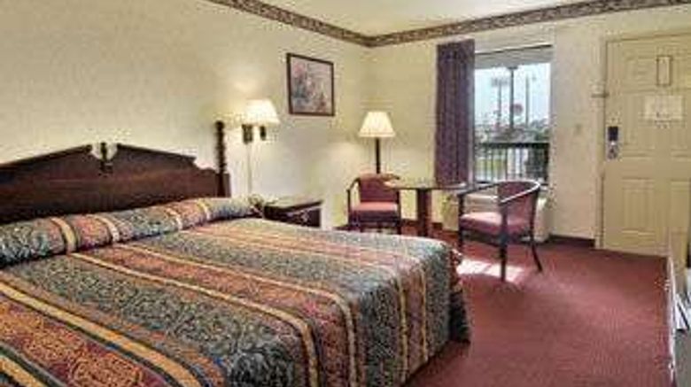<b>Baymont Inn & Suites Cave City Room</b>. Images powered by <a href="https://iceportal.shijigroup.com/" title="IcePortal" target="_blank">IcePortal</a>.