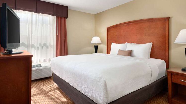 Days Inn & Suites Sherwood Park Suite