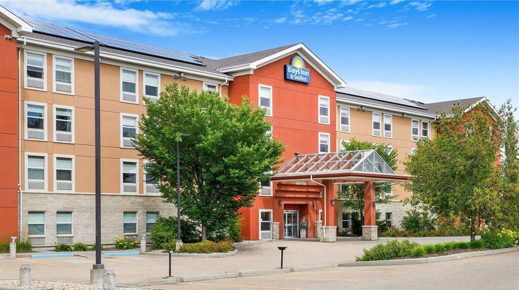 Days Inn & Suites Sherwood Park Exterior