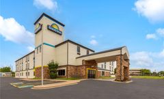 Days Inn Tulsa Central