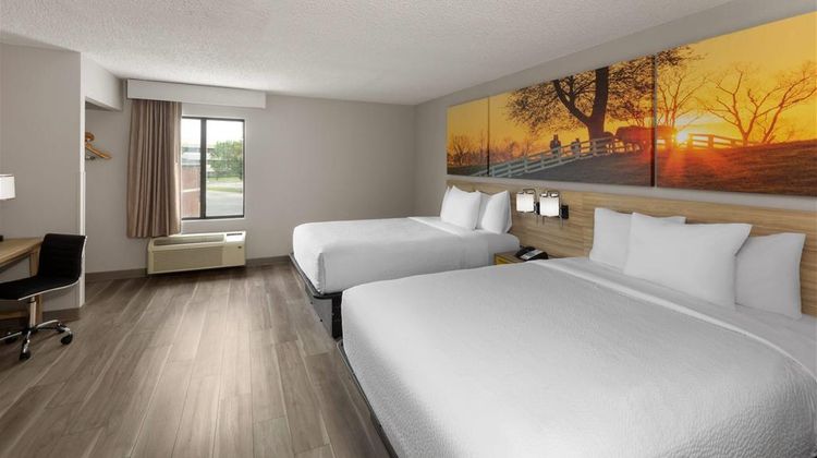 Days Inn Tulsa Central Room