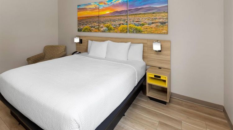 Days Inn Tulsa Central Room