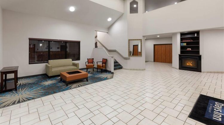 Days Inn Tulsa Central Lobby