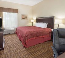 Days Inn North Mobile Room