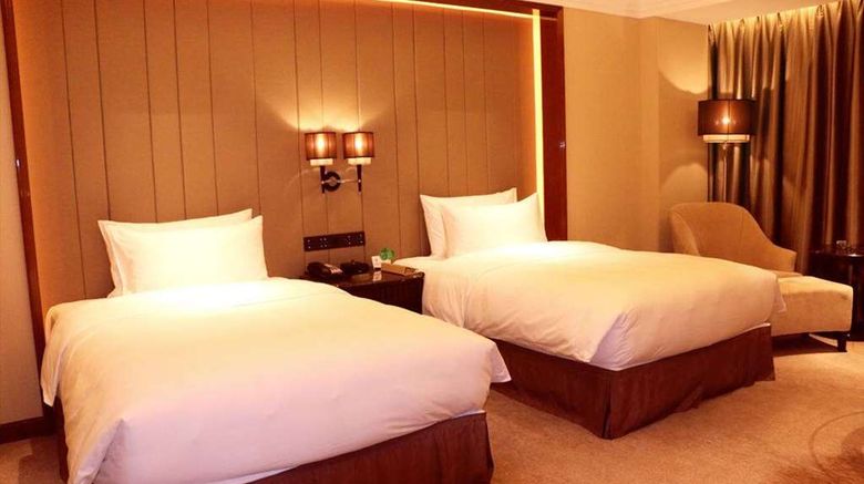 <b>Wyndham Grand Xianglin Shaoyang Room</b>. Images powered by <a href="https://iceportal.shijigroup.com/" title="IcePortal" target="_blank">IcePortal</a>.