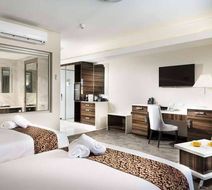 Swan River Hotel Room