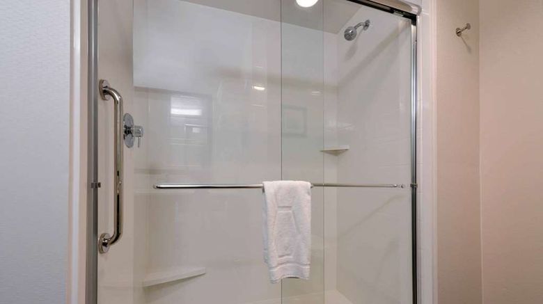 <b>Hampton Inn Pittsburgh/Wexford Room</b>. Images powered by <a href="https://iceportal.shijigroup.com/" title="IcePortal" target="_blank">IcePortal</a>.