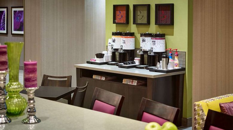 <b>Hampton Inn by Hilton Sarnia/PointEdward Restaurant</b>. Images powered by <a href="https://iceportal.shijigroup.com/" title="IcePortal" target="_blank">IcePortal</a>.