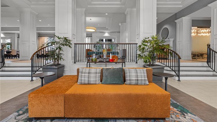 Hilton Garden Inn Nashville Brentwood Lobby