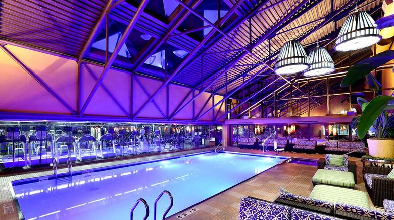 <b>Amway Grand Plaza Hotel, Curio Coll Pool</b>. Images powered by <a href="https://iceportal.shijigroup.com/" title="IcePortal" target="_blank">IcePortal</a>.