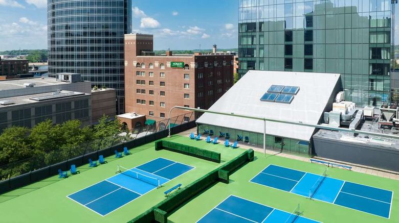 <b>Amway Grand Plaza Hotel, Curio Coll Recreation</b>. Images powered by <a href="https://iceportal.shijigroup.com/" title="IcePortal" target="_blank">IcePortal</a>.