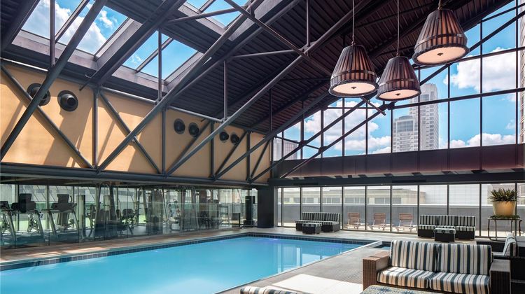 Amway Grand Plaza Hotel, Curio Coll Pool