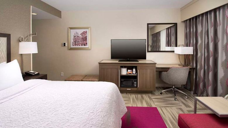 <b>Hampton Inn by Hilton Hattiesburg Room</b>. Images powered by <a href="https://iceportal.shijigroup.com/" title="IcePortal" target="_blank">IcePortal</a>.