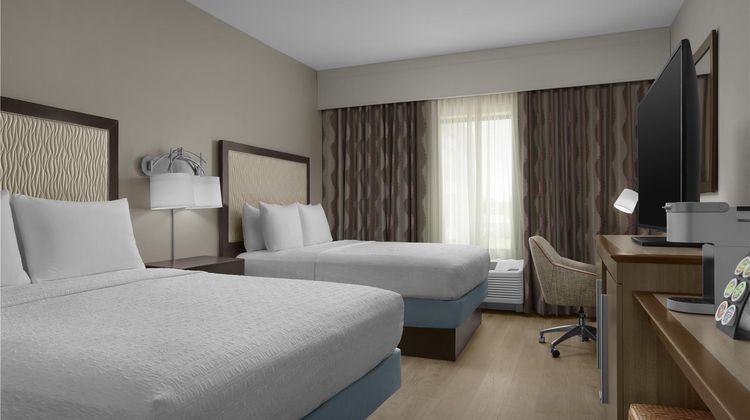Hampton Inn by Hilton Hattiesburg Room
