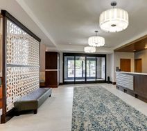 Hampton Inn & Suites Rome Lobby