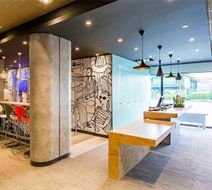 Ibis Wroclaw Centrum Exterior