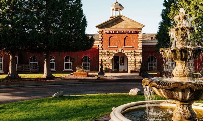 Mercure Haydock Hotel Exterior