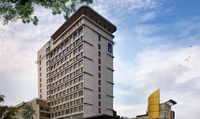 Novotel Pekanbaru Exterior