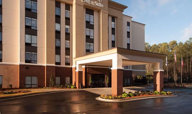 Hampton Inn/Suites Augusta-Washington Rd Exterior