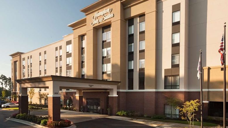 <b>Hampton Inn/Suites Augusta-Washington Rd Exterior</b>. Images powered by <a href="https://iceportal.shijigroup.com/" title="IcePortal" target="_blank">IcePortal</a>.