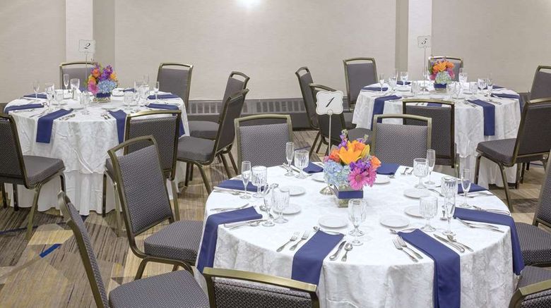 <b>DoubleTree by Hilton Boston - Rockland Meeting</b>. Images powered by <a href="https://iceportal.shijigroup.com/" title="IcePortal" target="_blank">IcePortal</a>.