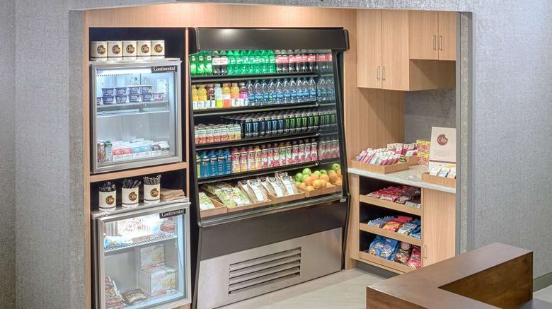 <b>DoubleTree by Hilton Boston - Rockland Restaurant</b>. Images powered by <a href="https://iceportal.shijigroup.com/" title="IcePortal" target="_blank">IcePortal</a>.