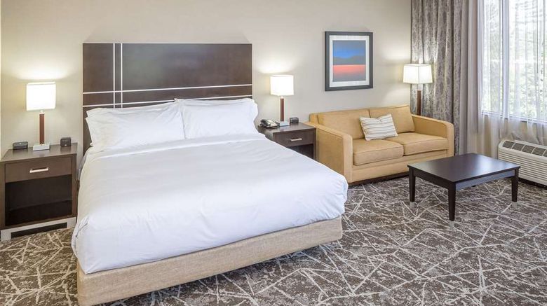 <b>DoubleTree by Hilton Boston - Rockland Room</b>. Images powered by <a href="https://iceportal.shijigroup.com/" title="IcePortal" target="_blank">IcePortal</a>.