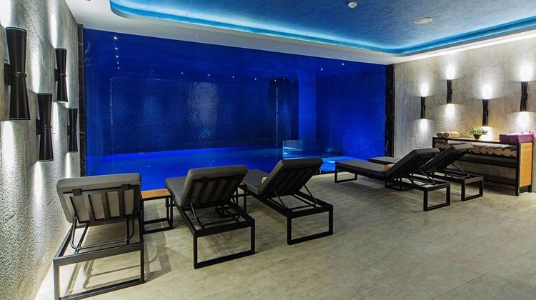 Arts Hotel Istanbul Pool
