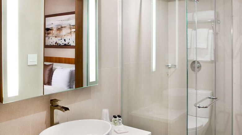 <b>Porter Square Hotel Room</b>. Images powered by <a href="https://iceportal.shijigroup.com/" title="IcePortal" target="_blank">IcePortal</a>.