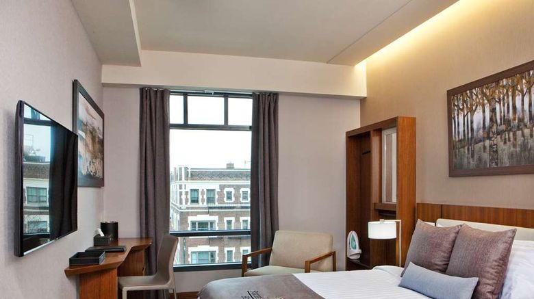 <b>Porter Square Hotel Room</b>. Images powered by <a href="https://iceportal.shijigroup.com/" title="IcePortal" target="_blank">IcePortal</a>.