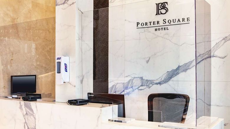 <b>Porter Square Hotel Lobby</b>. Images powered by <a href="https://iceportal.shijigroup.com/" title="IcePortal" target="_blank">IcePortal</a>.