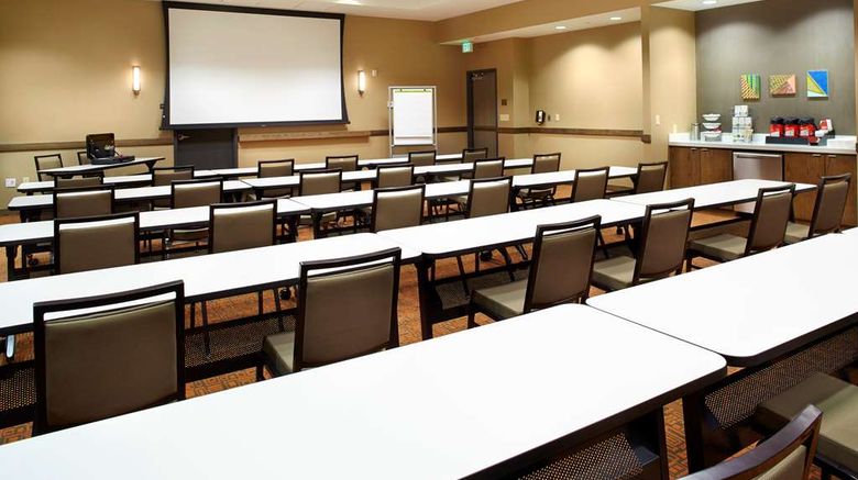 <b>Hyatt House Denver/Lakewood at Belmar Meeting</b>. Images powered by <a href="https://iceportal.shijigroup.com/" title="IcePortal" target="_blank">IcePortal</a>.