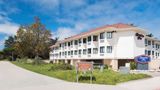<b>Hampton Inn by Hilton Monterey Recreation</b>. Images powered by <a href="https://iceportal.shijigroup.com/" title="IcePortal" target="_blank">IcePortal</a>.