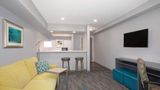 <b>Hampton Inn by Hilton Monterey Room</b>. Images powered by <a href="https://iceportal.shijigroup.com/" title="IcePortal" target="_blank">IcePortal</a>.
