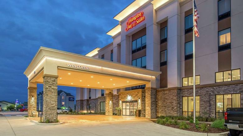 <b>Hampton Inn & Suites Ames Exterior</b>. Images powered by <a href="https://iceportal.shijigroup.com/" title="IcePortal" target="_blank">IcePortal</a>.