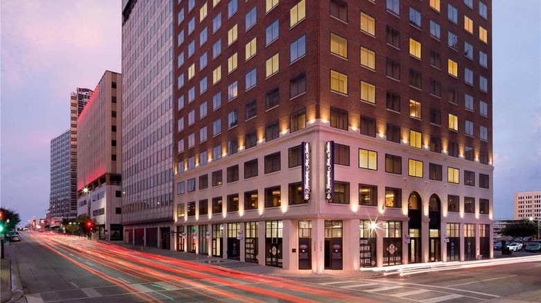 <b>Hampton Inn & Suites Dallas Downtown Exterior</b>. Images powered by <a href="https://iceportal.shijigroup.com/" title="IcePortal" target="_blank">IcePortal</a>.