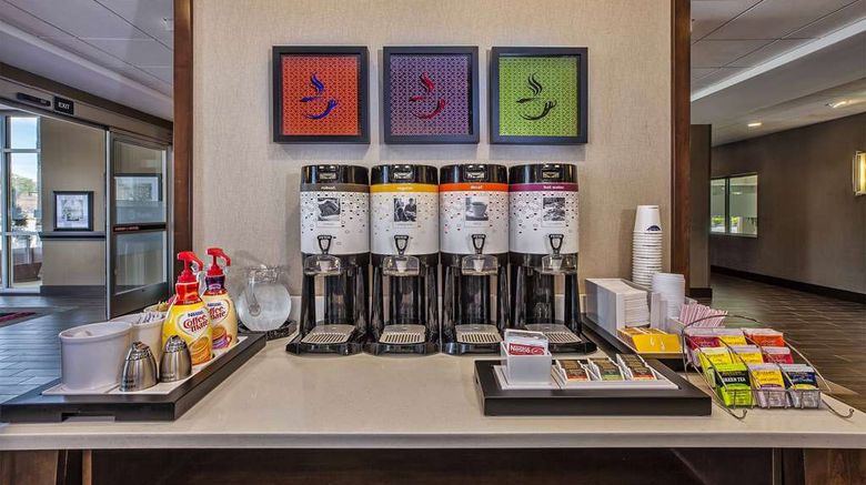 <b>Hampton Inn by Hilton West Bloomfield Novi Restaurant</b>. Images powered by <a href="https://iceportal.shijigroup.com/" title="IcePortal" target="_blank">IcePortal</a>.