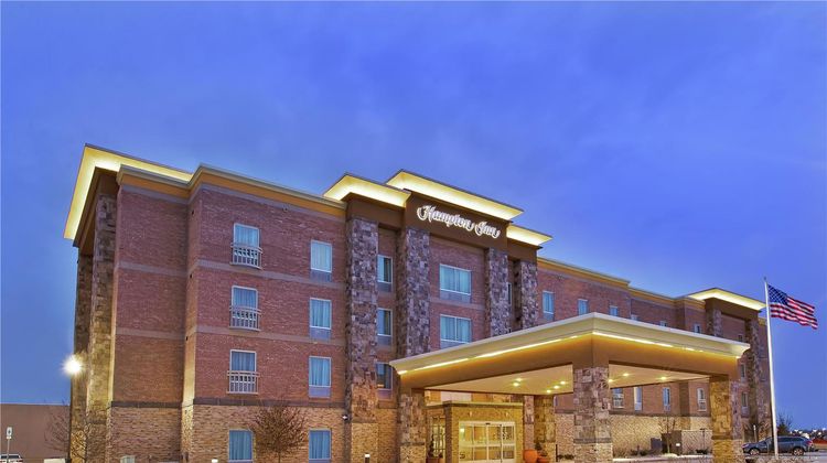 Hampton Inn by Hilton West Bloomfield Novi Exterior