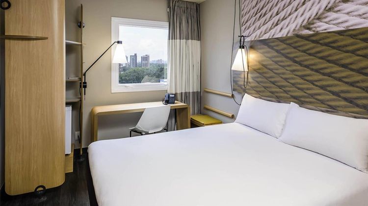 Ibis Centro De Eventos Hotel Room