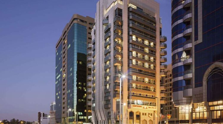 Hawthorn Suites Abu Dhabi City Center Exterior