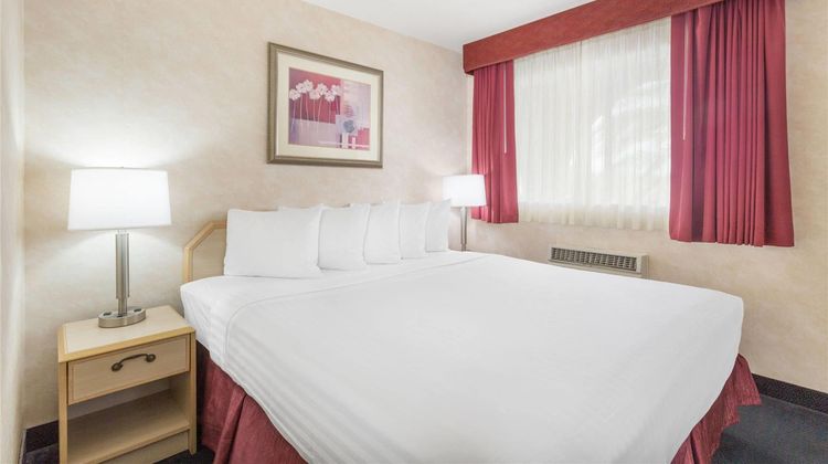 Days Inn Bullhead City Room