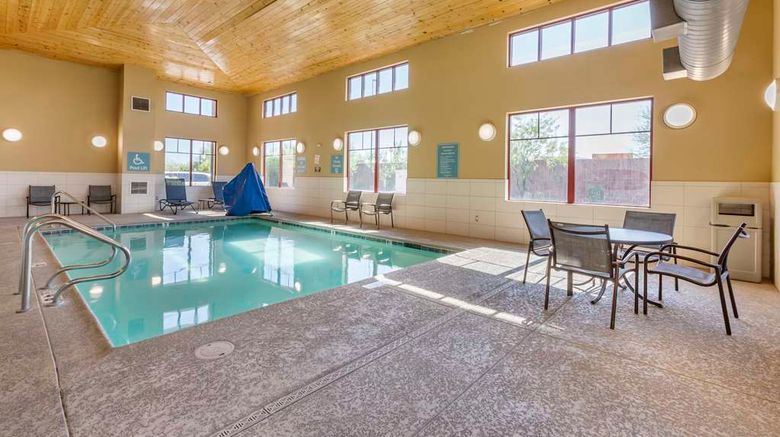 <b>Best Western Plus Chandler Hotel/Stes Pool</b>. Images powered by <a href="https://iceportal.shijigroup.com/" title="IcePortal" target="_blank">IcePortal</a>.