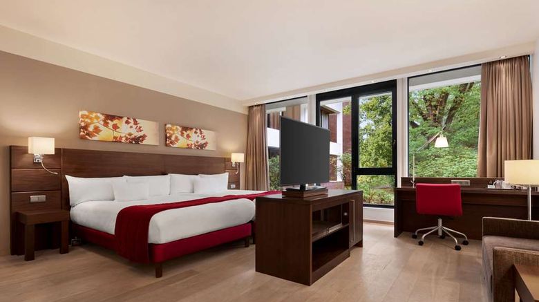 <b>Dolce La Hulpe Brussels Suite</b>. Images powered by <a href="https://iceportal.shijigroup.com/" title="IcePortal" target="_blank">IcePortal</a>.