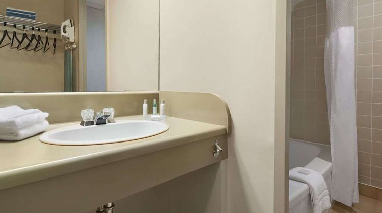 Travelodge Sydney, Nova Scotia Room